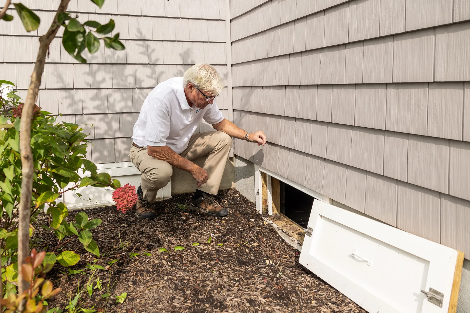 Crawl space inspection
